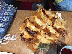 -阿洪锅贴王(小吃城店)