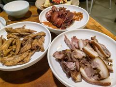 -老鼎万春卤菜(五代传承创始老店)