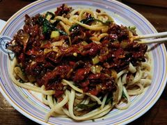 -歹歹的加个面过油肉拌面