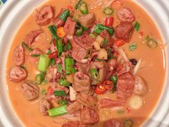-头上红煨盐鸡·非遗院子餐厅