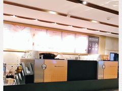 -星巴克(静安嘉里中心B2店)
