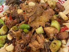 -闯关东东北农家菜(崂山石老人店)