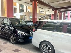 -上海波特曼丽思卡尔顿酒店