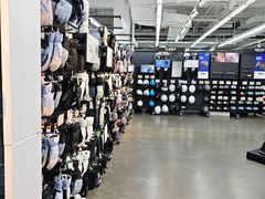 -迪卡侬(苗岭路店)