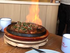 招牌田园火焰牛肋骨-蜜桃餐厅·伴山(湖滨商业街店)