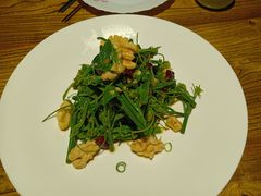 -湖畔鲁菜·二十年老字号餐厅(大明湖店)
