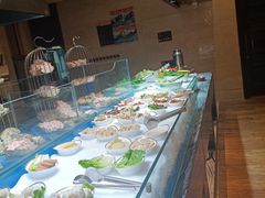 自助取餐区-盛宴标帜西餐厅龙虾.鲍鱼•牛排(重庆喜来登大酒店)