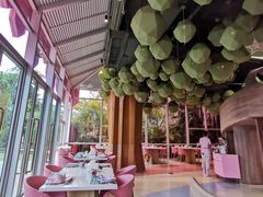 -水桶王国主题餐厅·聚会·生日派对·亲子活动·家庭套餐(亚龙湾希尔顿店)