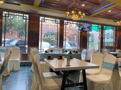-乡村馕坑肉·烧烤·新疆菜·本地人更爱吃(阿勒泰首店)