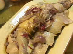 红葱头蒸鸡-华信美食