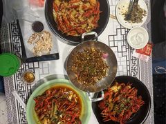 -靓虾二哥长沙地标小龙虾(五一广场店)