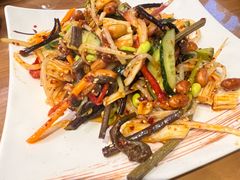 -长寿参鸡汤(朝韩风情街店)