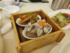 凤爪拼排骨-金翠皇宫粤菜·点心·海鲜(翡翠店)