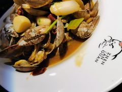 -西街夜油条·麻团包乌饭
