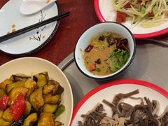 -聚首堂·特色小吃·肘子(什刹海德胜门店)