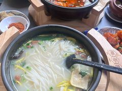 -桥香园云南过桥米线(红龙井店)