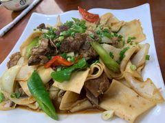 -壹阁胡羊焖饼(特色小吃街店)