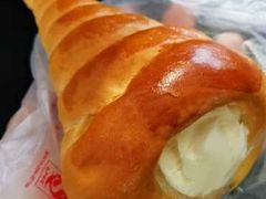 奶油牛角面包-新侨三宝乐面包店(崇文门店)