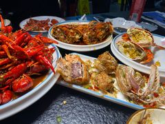 -三妹小龙虾·黄油蟹(华侨城总店)