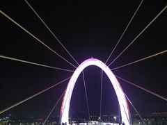 -南京眼步行桥