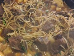 -闯关东牛排牛尾一锅香(海城店)