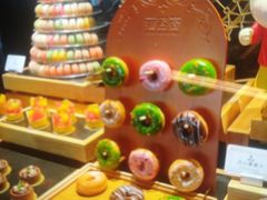 -雍容荟帝王蟹活龙虾展台自助(IFS黑金店)