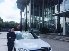 -上海汇之星奔驰4S店(浦东新店)
