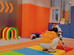 -悦动体能篮球羽毛球网球(三里河店)