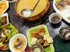 -三锅莊·牦牛肉火锅·香格里拉特色藏餐宴请餐厅(昆明创始店)