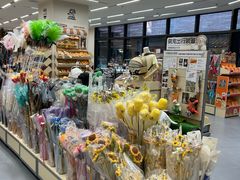 -瑞虹新天地月亮湾