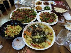 -萨宁音登锡伯风味餐厅(一楼店)