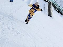 -采薇庄园四季滑雪场