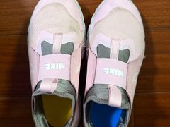 -爱革·奢品·鞋包·衣物·家居(博荟广场店)