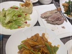 -贯贯吉·清真餐厅(浙江中路店)