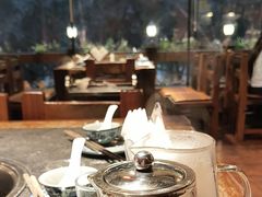 -大匠工房古船木艺术餐厅·猪肚鸡专门店(长白仙岛店)