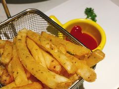 美国酸奶油香葱薯条-豪客来牛排(伟诚广场店)