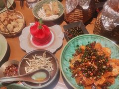 -包整·丝娃娃(一览甲秀楼风景店)