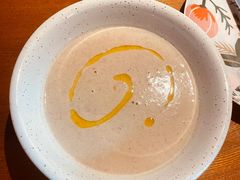 奶油蘑菇汤-JINNS锦时 steak&pizza(浸信会礼拜堂旧址店)