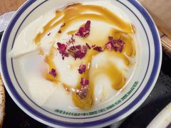 -云阿蛮云南生烫牛肉米线(奉贤路店)