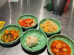 -欧巴炭烤肉오빠숯불구이(南京东路店)