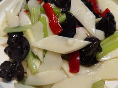 -龙香居海鲜浑锅家常菜·特色驴肉