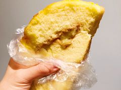 菠萝蛋糕-宏发红西饼屋(天津路店)