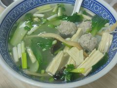 肉汆丸子汤-樊记腊汁肉(竹笆市总店)