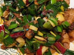 -云海肴·汽锅鸡·云南菜(天山百盛优客店)