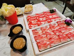 -羊家胡同·龙虾烧烤火锅(龙汇路店)