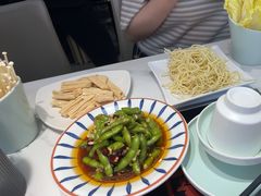 -黄记煌三汁焖锅(新佳丽江汉路店)