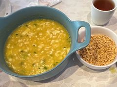 -阿瓦山寨·湘菜现炒·剁椒鱼头王(咸阳总店)