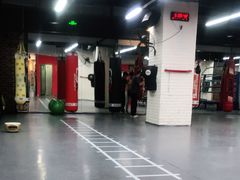 -拳盛时代拳击俱乐部(北京路店)