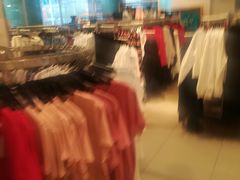 -H&M(鹏欣水游城店)