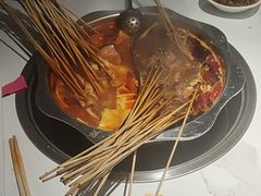 -佰人王串串香火锅(洋珠巷店)